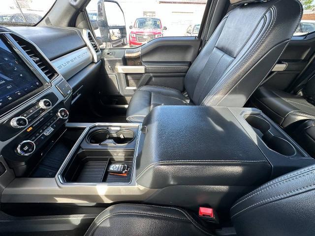 2022 Ford F-250 - $43,900