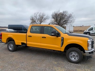 2025 Ford F-250 Super Duty 4X4 XL 4DR Crew Cab 6.8 FT. SB Pickup