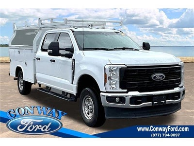 2024 Ford F-250 Super Duty 4X4 XL 4DR Crew Cab 6.8 FT. SB Pickup