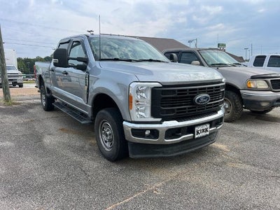 2023 Ford F-250 Super Duty 4X4 XL 4DR Crew Cab 6.8 FT. SB Pickup