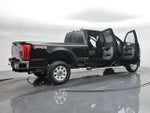 2024 F-250 Super Duty Thumbnail 5