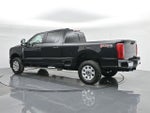 2024 F-250 Super Duty Thumbnail 6