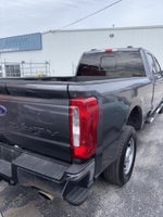 2024 F-250 Super Duty Thumbnail 5