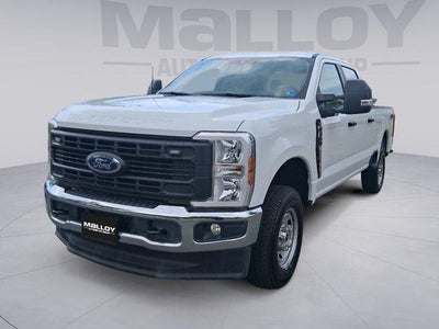 2025 Ford F-250 Super Duty 4X4 XL 4DR Crew Cab 6.8 FT. SB Pickup