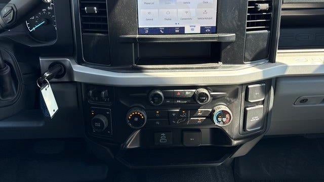 2026 Ford F-250 Super Duty XLT