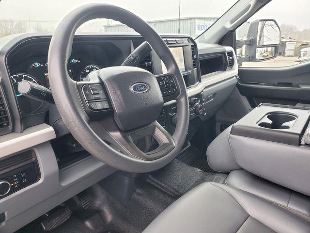2024 Ford F-250 - $37,988