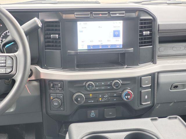 2024 Ford F-250 - $37,988