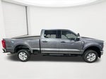 2025 F-250 Super Duty Thumbnail 4