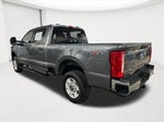 2025 F-250 Super Duty Thumbnail 7
