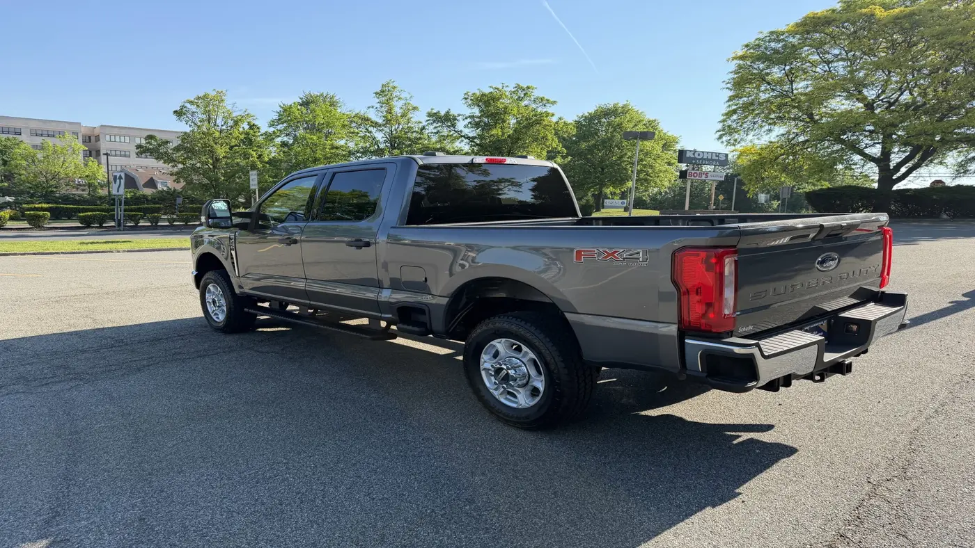 2026 Ford F-250 Super Duty Platinum