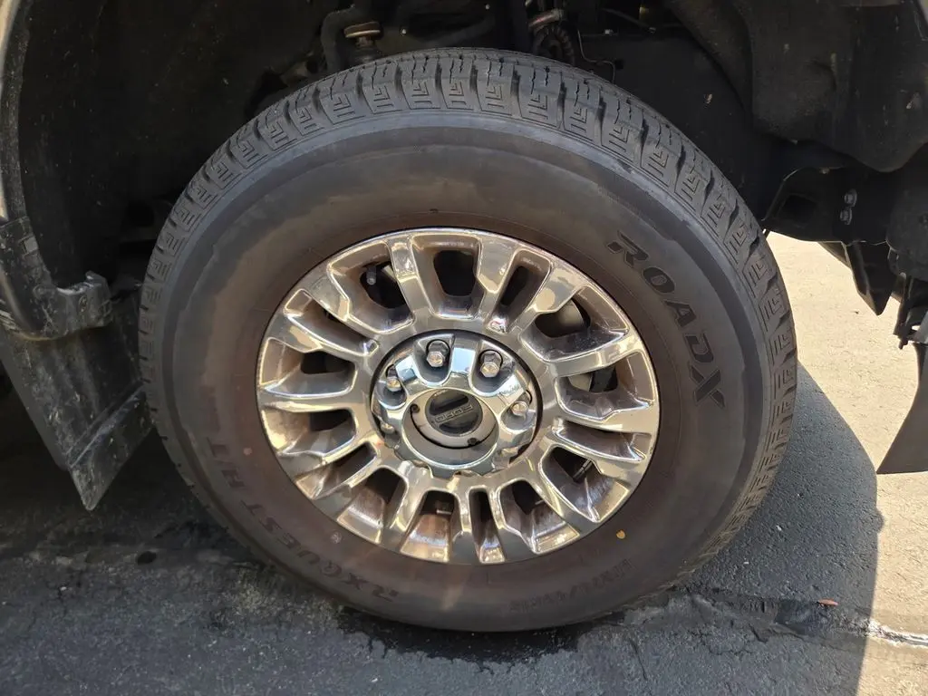 2022 Ford F-250 - $38,954