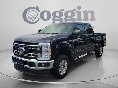 2025 Ford F-250 Super Duty 4X4 XLT 4DR Crew Cab 6.8 FT. SB Pickup