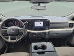 2025 F-250 Super Duty Thumbnail 6