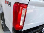 2025 F-250 Super Duty Thumbnail 13