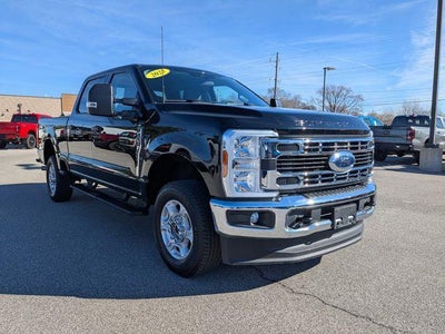 2025 Ford F-250 Super Duty 4X4 XLT 4DR Crew Cab 6.8 FT. SB Pickup