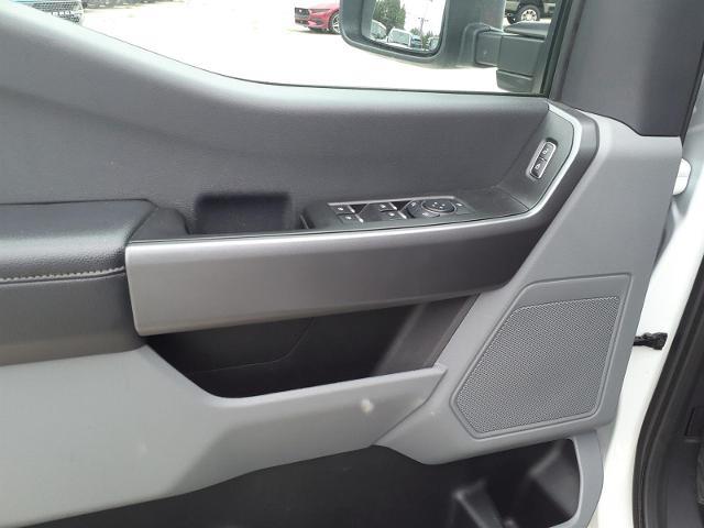 2025 Ford F-250 - $47,995
