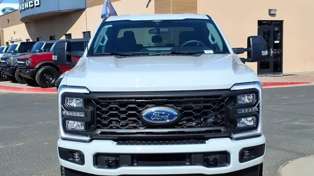 2026 Ford F-250 Super Duty Platinum