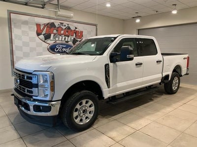 2024 Ford F-250 Super Duty 4X4 Platinum 4DR Crew Cab 8 FT. LB Pickup