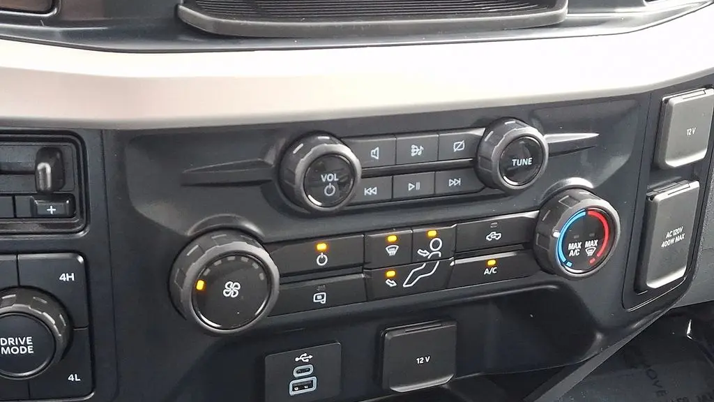 2024 Ford F-250 Super Duty XL