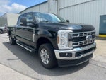 2025 F-250 Super Duty Thumbnail 3