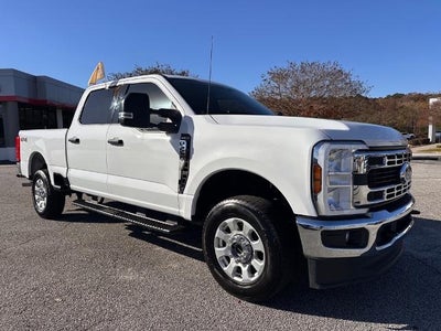 2024 Ford F-250 Super Duty 4X4 Platinum 4DR Crew Cab 8 FT. LB Pickup