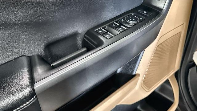 2025 Ford F-250 Super Duty Platinum