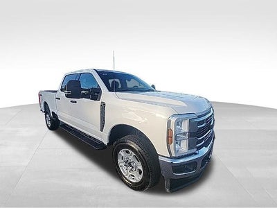2025 Ford F-250 Super Duty 4X4 XLT 4DR Crew Cab 6.8 FT. SB Pickup