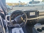 2025 F-250 Super Duty Thumbnail 2