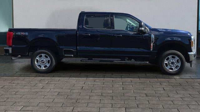 2025 Ford F-250 Super Duty Platinum