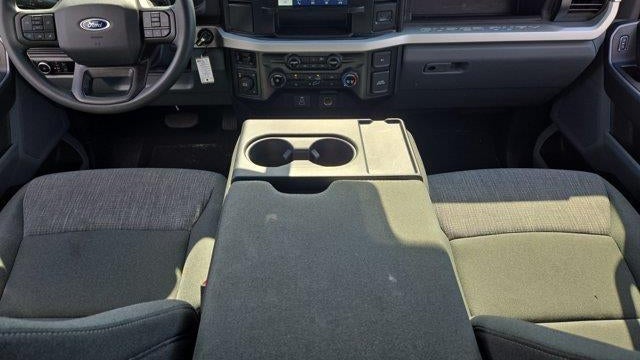 2025 Ford F-250 Super Duty Platinum