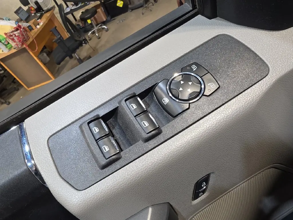 2017 Ford F-250 - $38,629