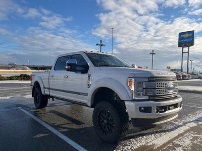 2018 Ford F-250 Super Duty 4X4 Platinum 4DR Crew Cab 8 FT. LB Pickup