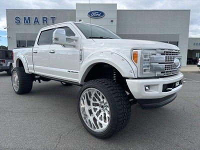 2019 Ford F-250 Super Duty 4X4 Platinum 4DR Crew Cab 8 FT. LB Pickup