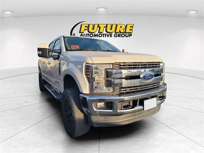2019 Ford F-250 Super Duty 4X4 Lariat 4DR Crew Cab 6.8 FT. SB Pickup
