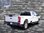 2024 F-250 Super Duty Thumbnail 3