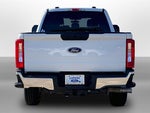 2025 F-250 Super Duty Thumbnail 3