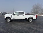 2025 F-250 Super Duty Thumbnail 3