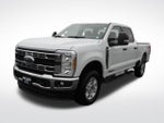 2025 F-250 Super Duty Thumbnail 3