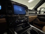 2025 F-250 Super Duty Thumbnail 16