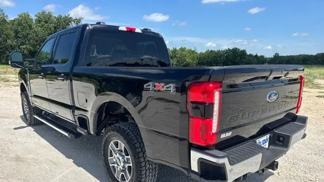 2025 Ford F-250 Super Duty Lariat