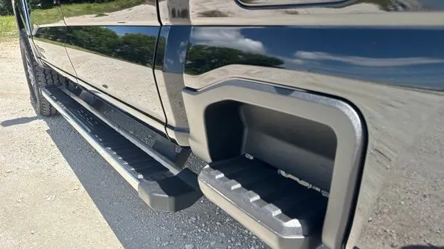 2025 Ford F-250 Super Duty Lariat