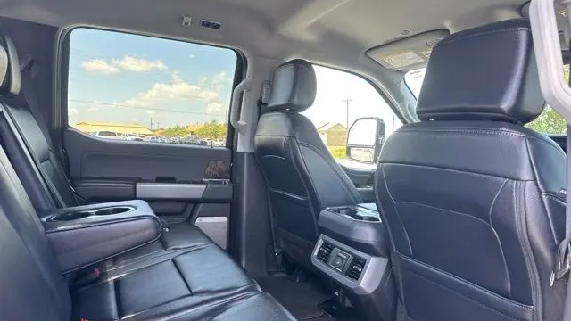 2025 Ford F-250 Super Duty Lariat