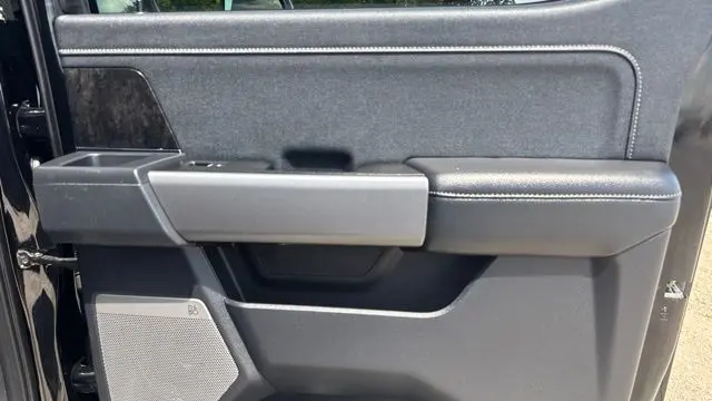 2025 Ford F-250 Super Duty Lariat