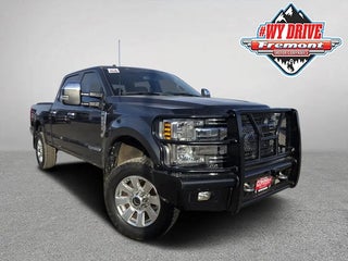 2018 Ford F-250 Super Duty with Magnetic Metallic Exterior