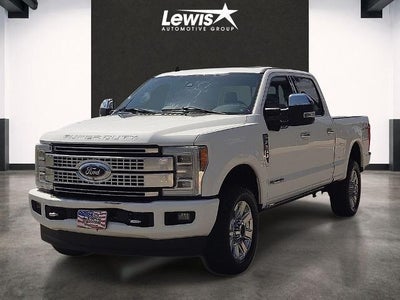 2019 Ford F-250 Super Duty 4X4 Platinum 4DR Crew Cab 8 FT. LB Pickup