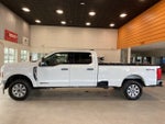 2023 F-250 Super Duty Thumbnail 2