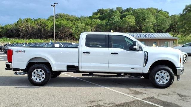 2024 Ford F-250 Super Duty Platinum