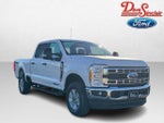 2025 F-250 Super Duty Thumbnail 4