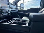 2025 F-250 Super Duty Thumbnail 38