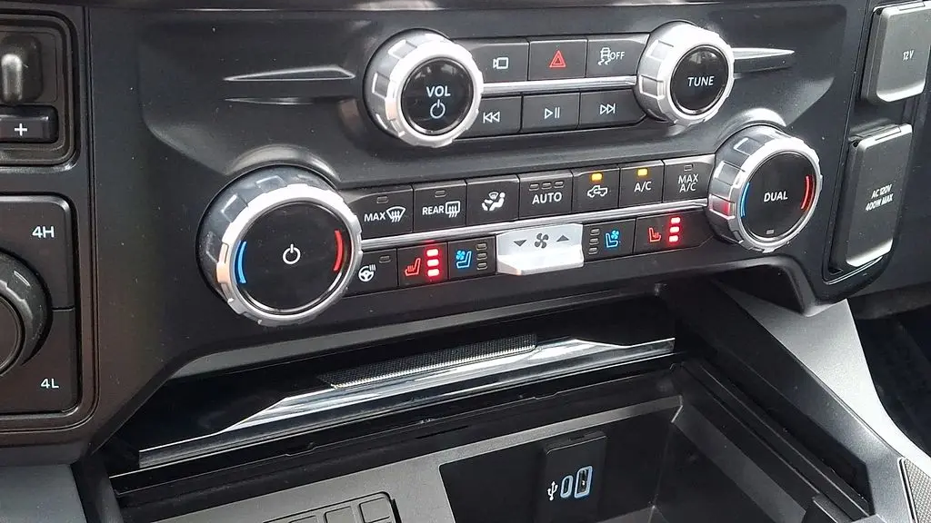 2026 Ford F-250 Super Duty Platinum